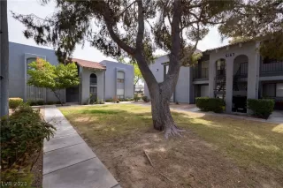 Photo #1: 2281669 Listing