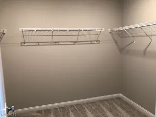 Photo #5: 2281690 Listing