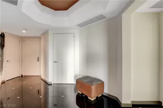 Photo #1: 2281698 Listing