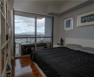 Photo #6: 2281760 Listing