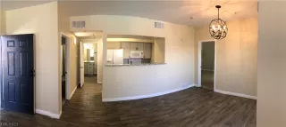 Photo #4: 2281819 Listing