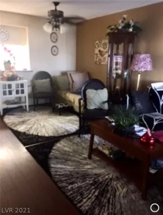 Photo #2: 2281851 Listing