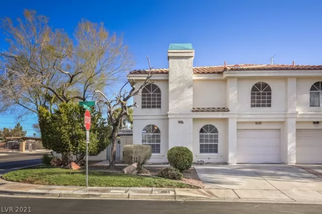 MLS: 2281922 Condo For Sale