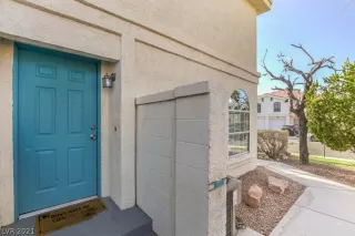 Photo #3: 2281922 Listing 