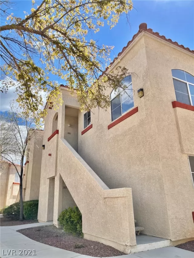 MLS: 2281929 Condo For Sale