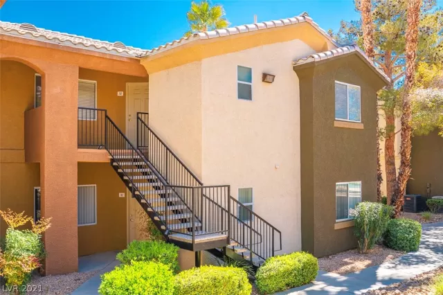 MLS: 2281934 Condo For Sale