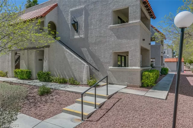 MLS: 2281964 Condo For Sale