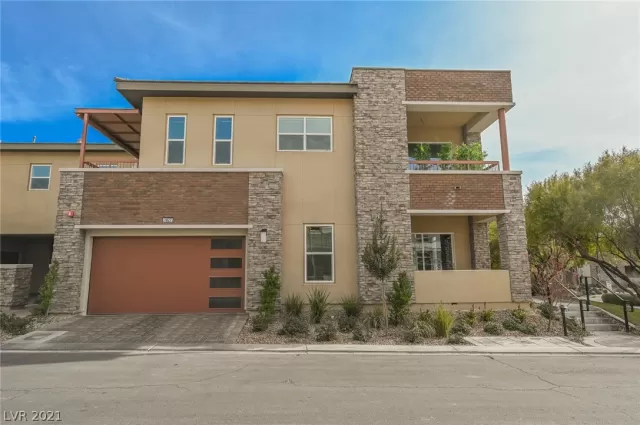 MLS: 2281991 Condo For Sale