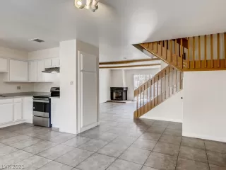 Photo #1: 2282033 Listing