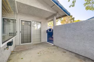 Photo #4: 2282052 Listing