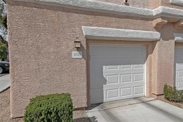 MLS: 2282057 Condo For Sale