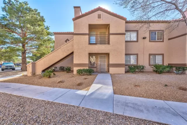 MLS: 2282070 Condo For Sale