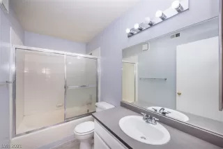 Photo #6: 2282070 Listing