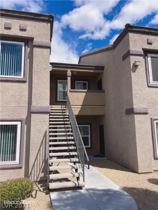 Photo #6: 2282105 Listing 