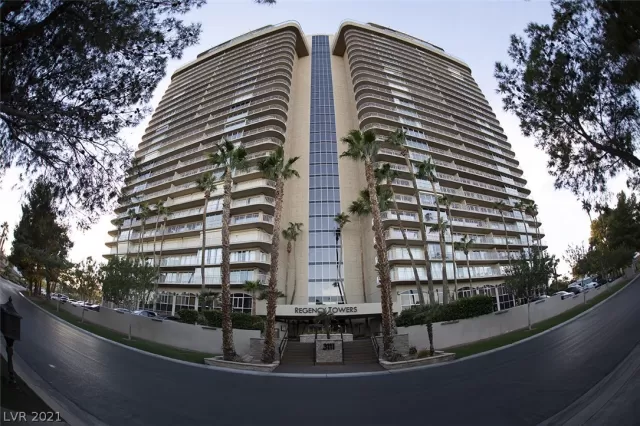 MLS: 2282109 Condo For Sale