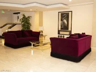 Photo #6: 2282109 Listing