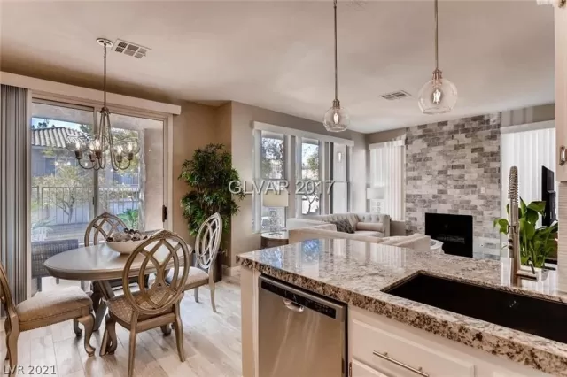 MLS: 2282132 Condo For Sale