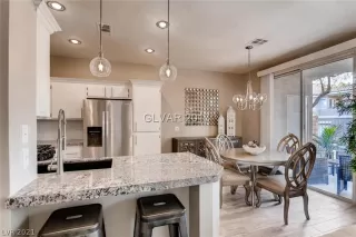 Photo #3: 2282132 Listing 