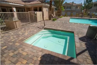 Photo #6: 2282163 Listing