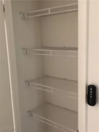 Photo #6: 2282190 Listing 