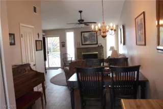 Photo #5: 2282240 Listing