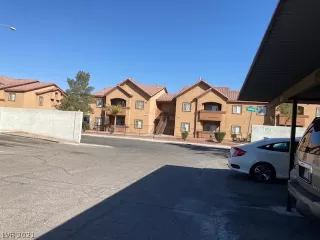 Photo #5: 2282249 Listing