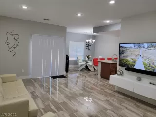 Photo #6: 2282280 Listing 