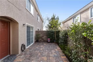 Photo #2: 2282317 Listing