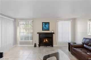 Photo #5: 2282317 Listing