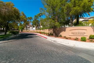 Photo #1: 2282322 Listing 