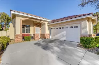 Photo #2: 2282323 Listing