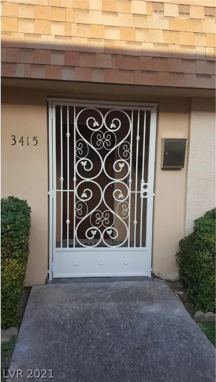 MLS: 2282351 Condo For Sale