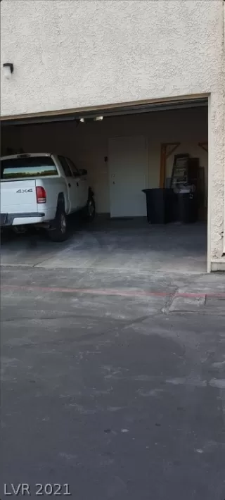 Photo #6: 2282351 Listing