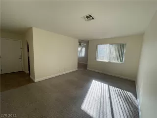 Photo #3: 2282352 Listing 