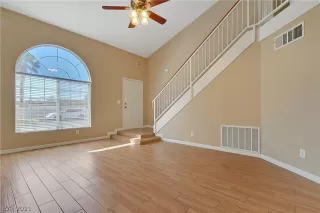 Photo #1: 2282403 Listing 