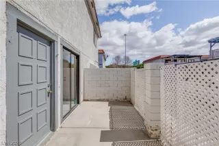 Photo #3: 2282473 Listing