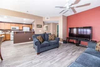 Photo #5: 2282480 Listing