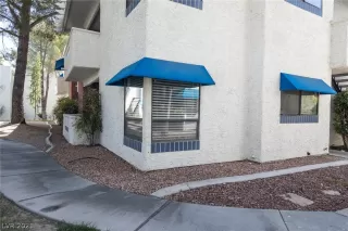 Photo #2: 2282482 Listing