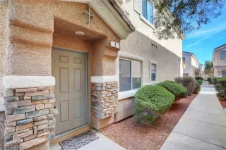 Photo #4: 2282497 Listing 