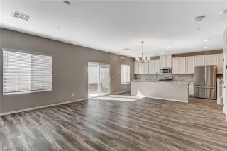 Photo #3: 2282510 Listing 