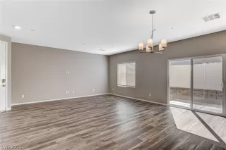 Photo #4: 2282510 Listing 