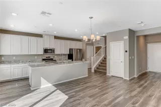 Photo #6: 2282510 Listing 