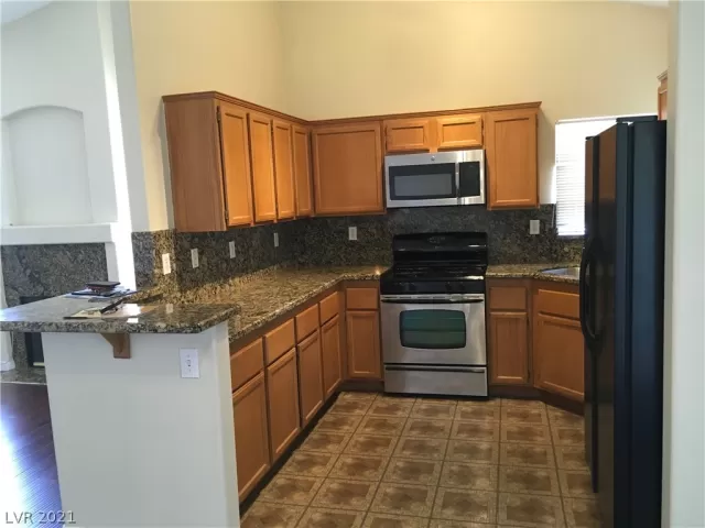 MLS: 2282518 Condo For Sale