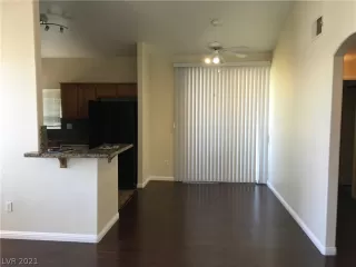 Photo #1: 2282518 Listing