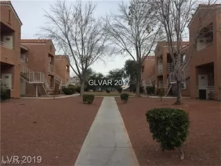 Photo #1: 2282534 Listing