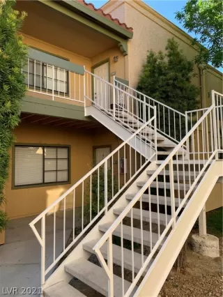 Photo #3: 2282550 Listing 