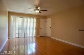 Photo #5: 2282550 Listing 