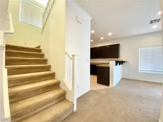 Photo #5: 2282597 Listing 