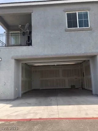 Photo #2: 2282636 Listing