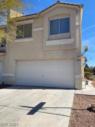 Photo #1: 2282702 Listing 